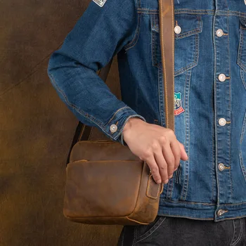AETOO Hakiki Deri Küçük Erkek çapraz postacı çantası İş için Satchel Çanta Vintage Seyahat Erkek Çanta omuzdan askili çanta