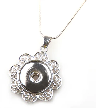 Ücretsiz kargo 1.8-2cm içi boş çiçek dekorasyonu alaşım basın düğme Zincir Kolye DIY Moda metal charm kolye kolye